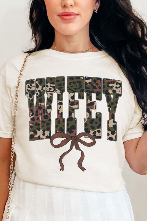 Hunting Wifey Ribbon Comfort Colors Adult Ring-Spun Cotton Tee