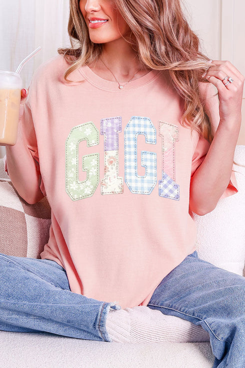 Personalized Soft Stitch Mom Name Comfort Colors Adult Ring-Spun Cotton Tee *Choose Your Name