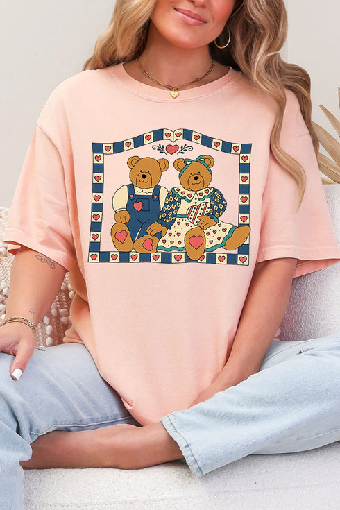 Honey & Hearth Bears Comfort Colors Adult Ring-Spun Cotton Tee