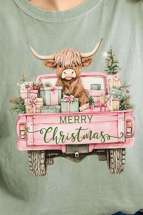 Pink Highland Cow Christmas Comfort Colors Adult Ring-Spun Cotton Tee