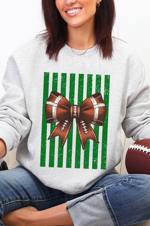 Green Varsity Bow Heavy Blend Crew Sweatshirt