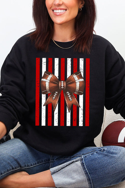 Red & White Varsity Bow Heavy Blend Crew Sweatshirt