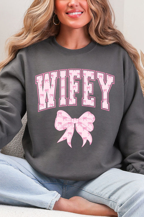 Pink Wifey Coquette Heavy Blend Crew Sweatshirt