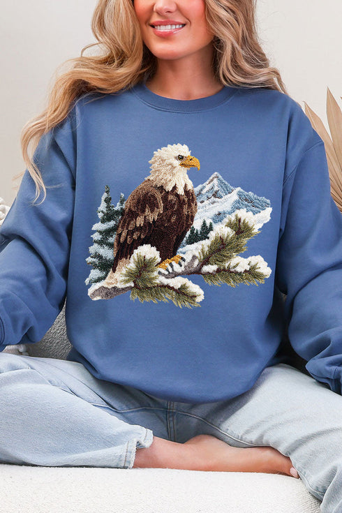 Faux Yarn Winter Eagle Heavy Blend Crew Sweatshirt