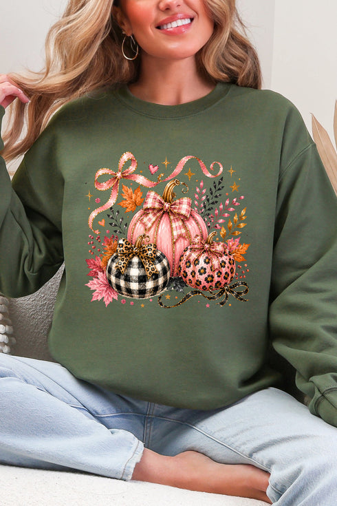 Pretty In Pumpkin Heavy Blend Crew Sweatshirt