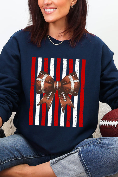 Red & White Varsity Bow Heavy Blend Crew Sweatshirt