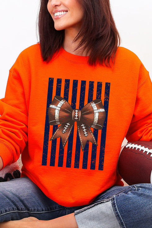 Navy Varsity Bow Heavy Blend Crew Sweatshirt