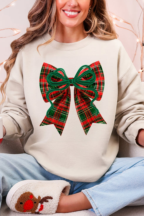 Christmas Plaid Coquette Heavy Blend Crew Sweatshirt