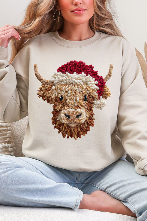 Faux Yarn Highland Cow Heavy Blend Crew Sweatshirt