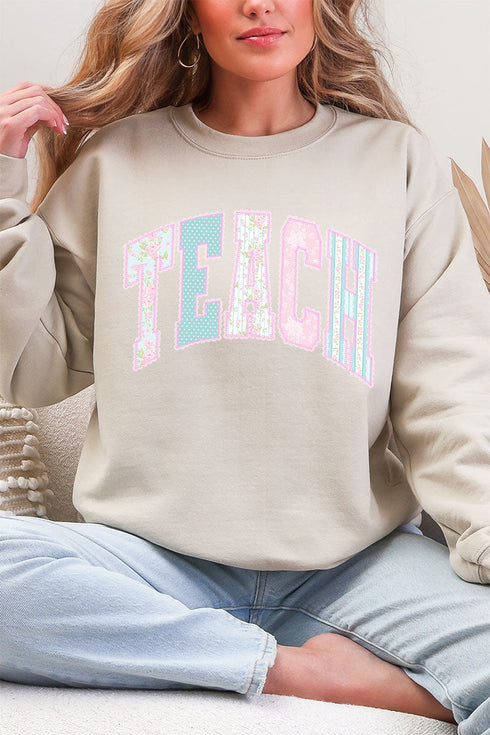 Timeless Teach Heavy Blend Crew Sweatshirt