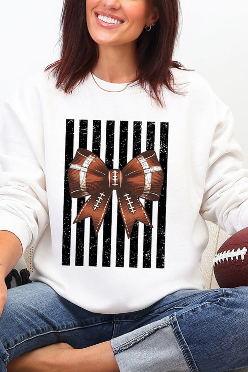 Black Varsity Bow Heavy Blend Crew Sweatshirt