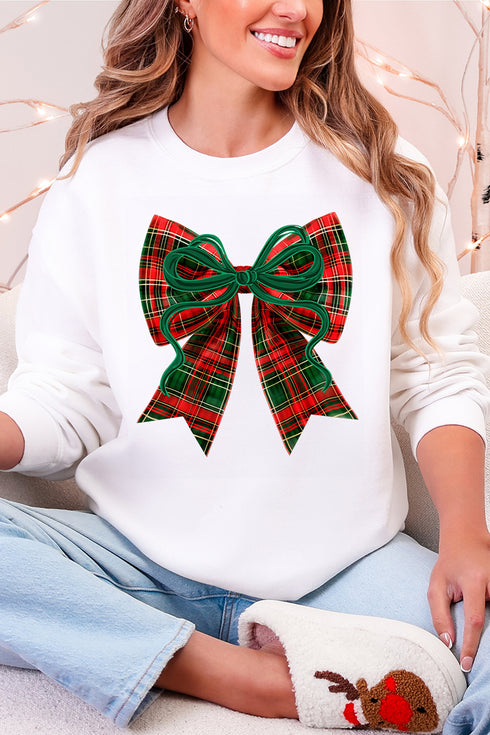Christmas Plaid Coquette Heavy Blend Crew Sweatshirt