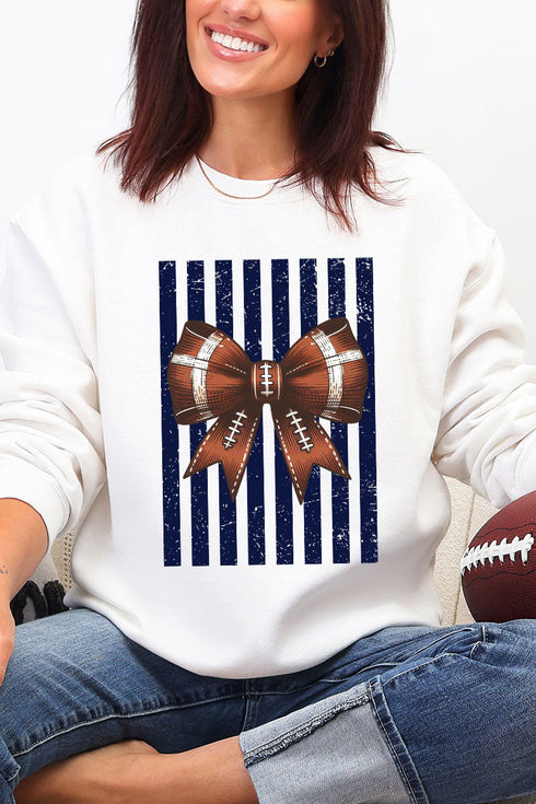 Navy Varsity Bow Heavy Blend Crew Sweatshirt