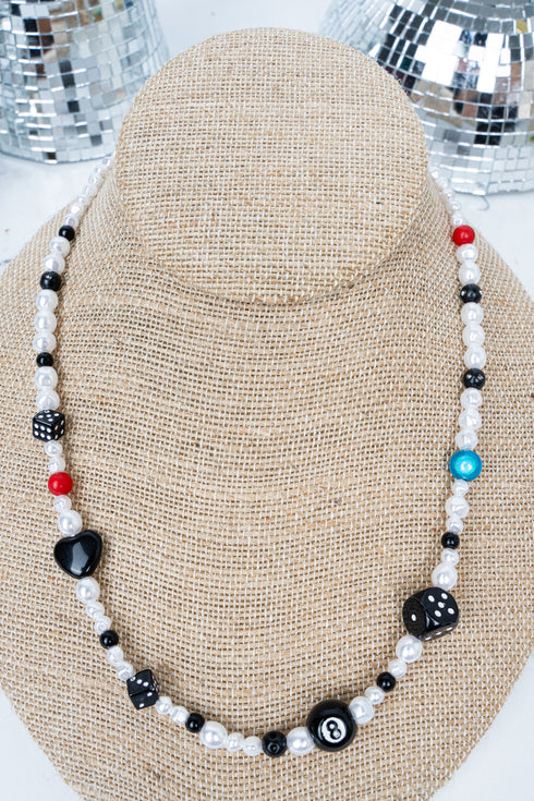 High Gloss Gamble Black and White Pearl Necklace