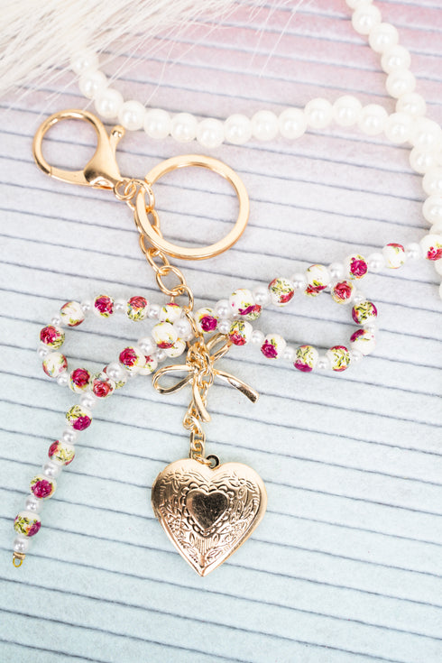 Openhearted Rose Flower Beaded Bow Keychain