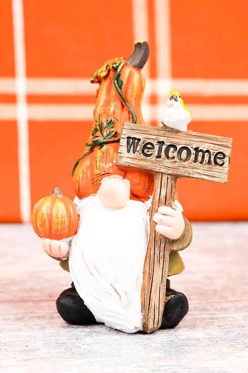 5.25 x 3.5 Welcome To The Pumpkin Patch Resin Gnome
