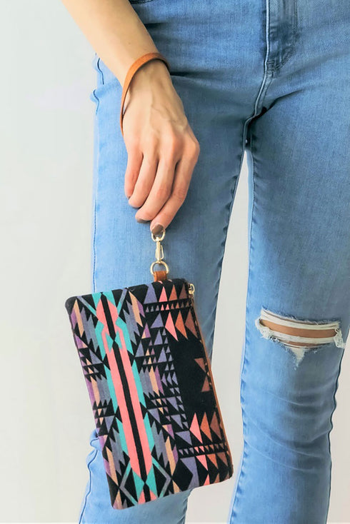 Riken Ridge Wristlet Pouch, Black