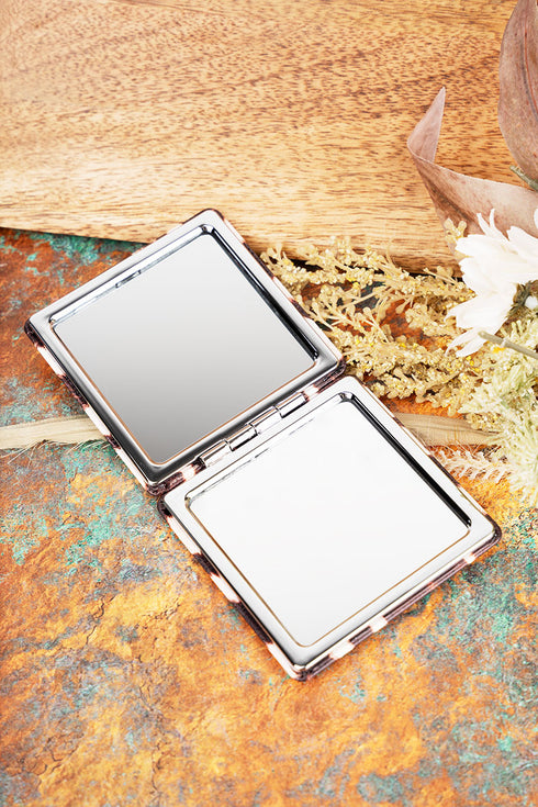 Legend-Dairy Square Compact Mirror