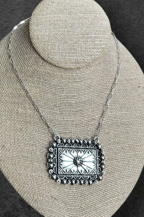 Eldorado Springs Silvertone Necklace