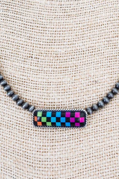Prism Check Bar Silver Pearl Choker