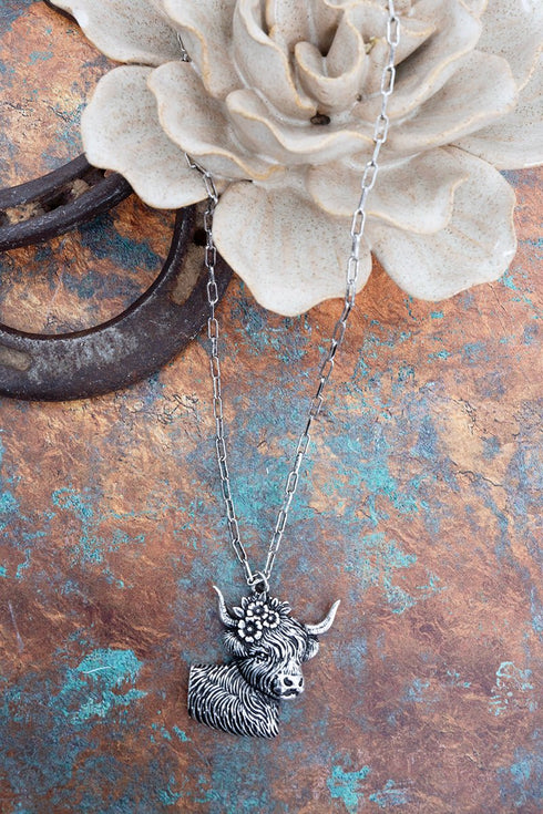 Petals & Prairie Silvertone Buffalo Necklace