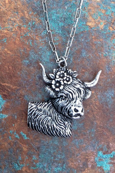 Petals & Prairie Silvertone Buffalo Necklace