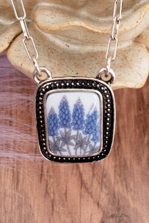 Prairie Blooms Silvertone Necklace