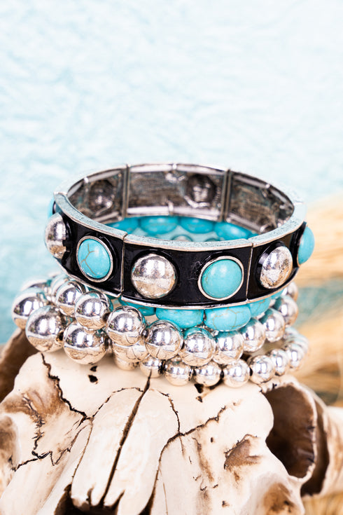 Turquoise Thunder Mesa Silvertone Bracelet Set