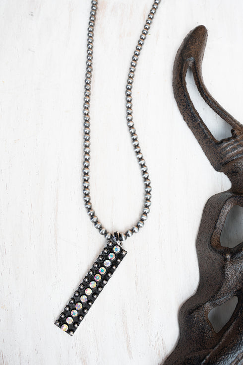 Iridescent Icon Silver Pearl Necklace