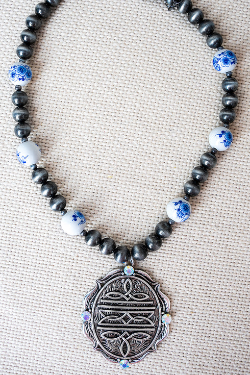 Heirloom Stitch Silver Pearl Beaded Necklace