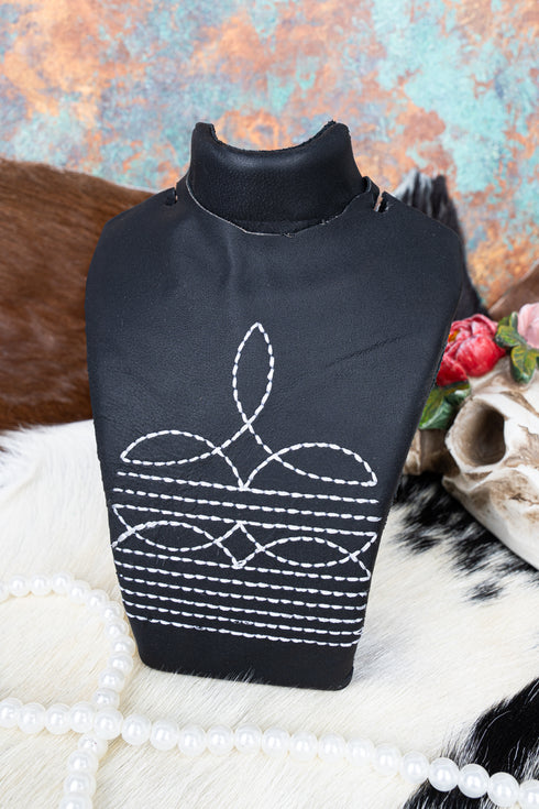 5 x 4.75 Trail Threads Black Faux Leather Small Necklace Display