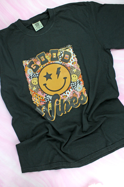 Psychedelic Good Vibes Happy Face Comfort Colors Adult Ring-Spun Cotton Tee