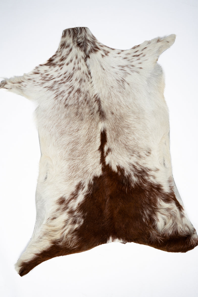 One Chestnut Cove Petite Cowhide Rug Display - Ships Assorted | HH ...
